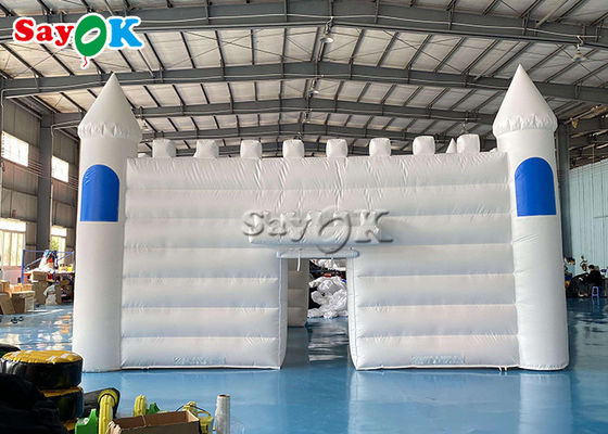 Lều sân bơm hơi Lều lâu đài Bouncy màu trắng tùy chỉnh cho tiệc cưới Trọng lượng nhẹ